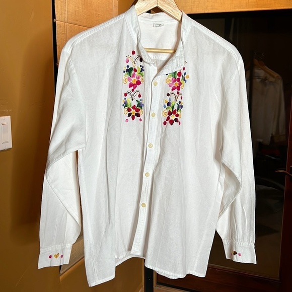 Folkloricos Tops - Folkloricos White Embroidered 100% Cotton Button Up Top Size 46 US 14